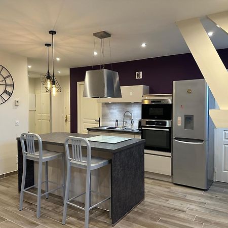 Appartement A Beaune Avec Parking Exterior photo