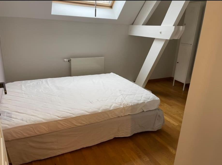 Appartement A Beaune Avec Parking Exterior photo